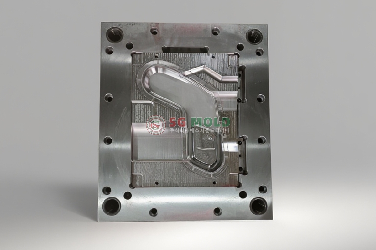 金型コア（インサート）加工